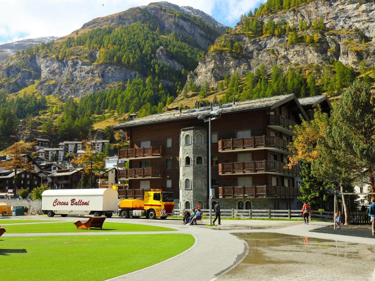 Apartment Haus Whymper Edward Suite By Interhome Zermatt Exterior foto